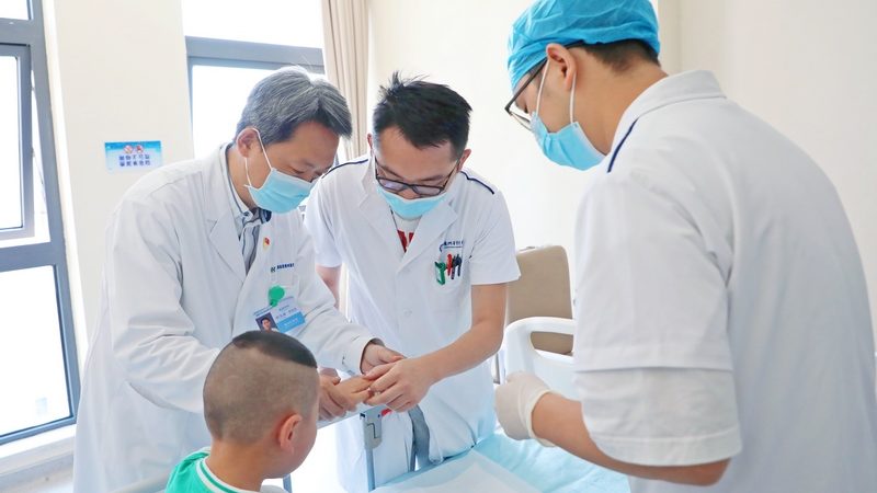 肠胃保养：老年人如何呵护肠胃健康**